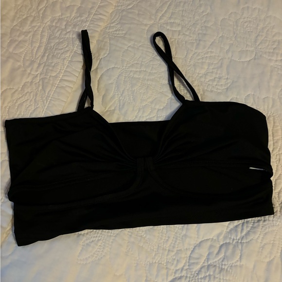 Shein bralette - Picture 3 of 4